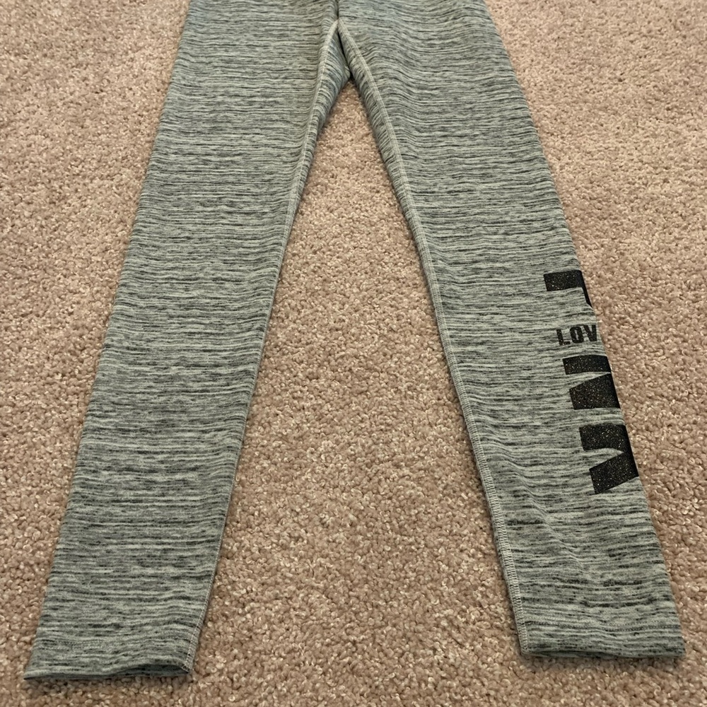 *New with tags* Victoria’s Secret Pink full length varsity legging, small.